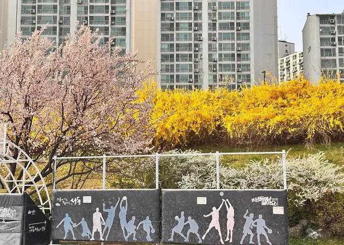 Lucy Aunt House 2br Near Seongsu Forest Airport Bus * Seul